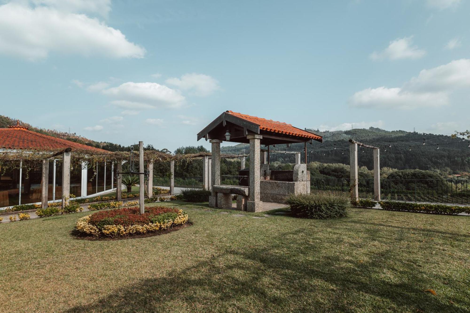 Quinta Da Eira Do Sol Villa Guimaraes Bagian luar foto